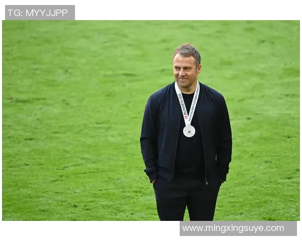 莱万重返老东家破门拜仁球迷怒斥其忘恩负义情感反转